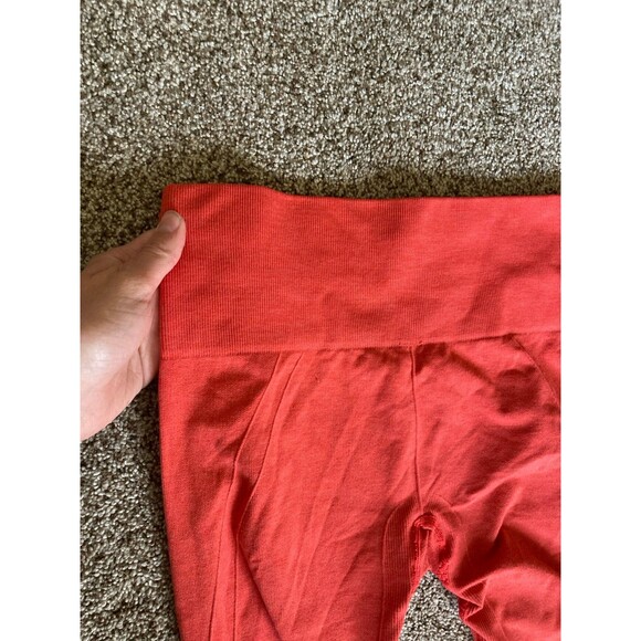 Lululemon Ebb to Street Ruched Capris - Picture 5 of 7